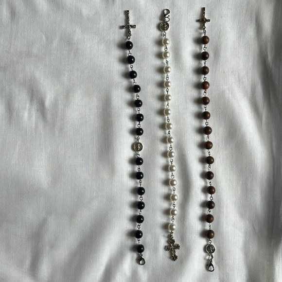 Set of 3 Beautifully Crafted Rosary Prayer Bracelets - Fits M/L‎ Wrist - Picture 2 of 6